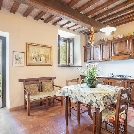Apt Apecchio Apartament